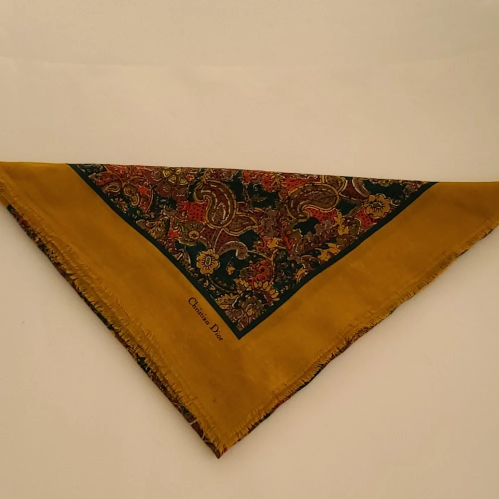 Christian Dior E'Charpes Vintage 100% Wool Scarf